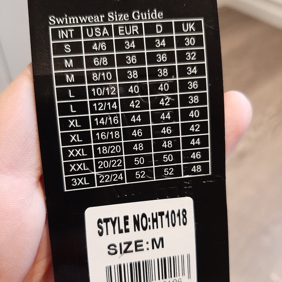 Fashion Nova one piece black swimsuit size M - Picture 3 of 3